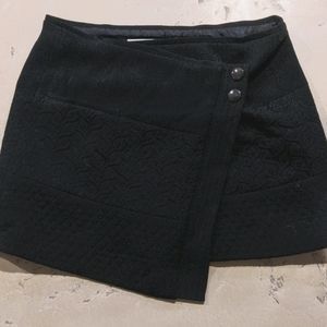 Cabi Black Short Skirt